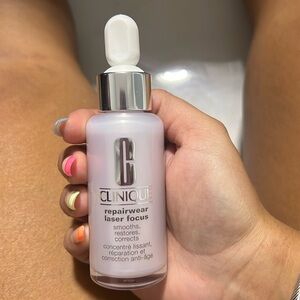 Clinique repair wear laser focus